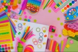 Drop-in Fri-YAY Crafts Graphic